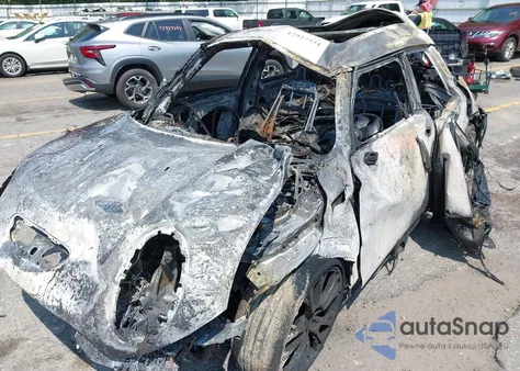 2021 Mini Clubman John Cooper Works z USA, uszkodzony, nr VIN WMWJZ9C06M2P32943